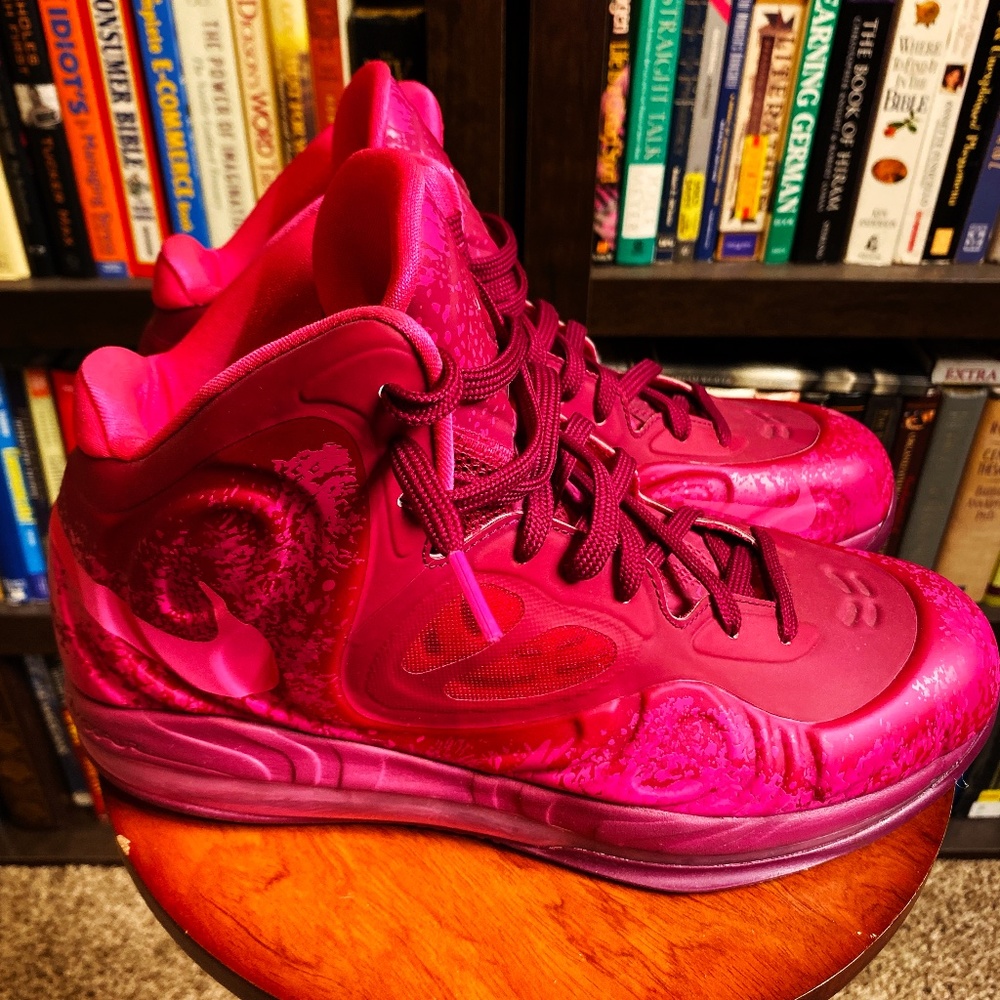 Air Max * Hyperposite “Plum” Colorway - sz8.5 (cond: 10/10)